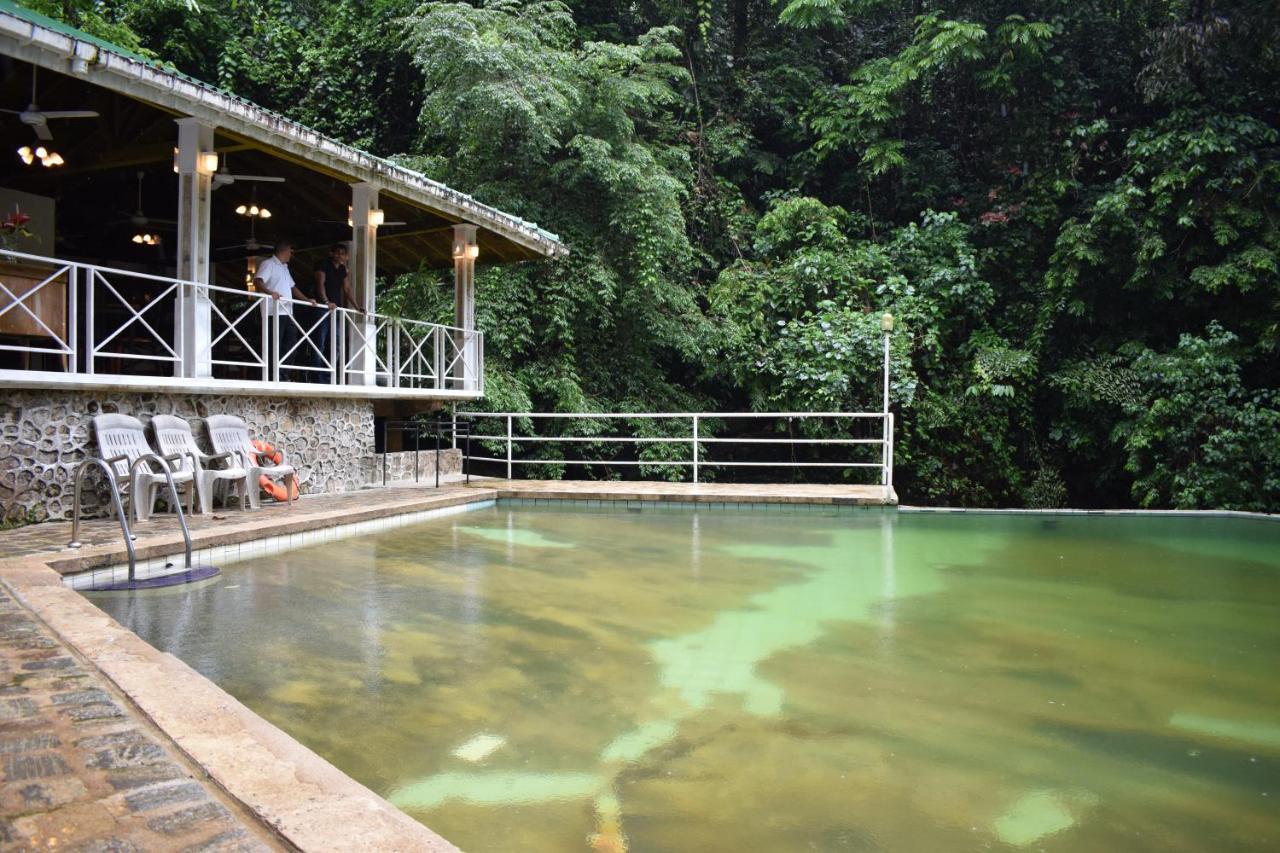 Royal River Resort Kitulgala Exterior foto
